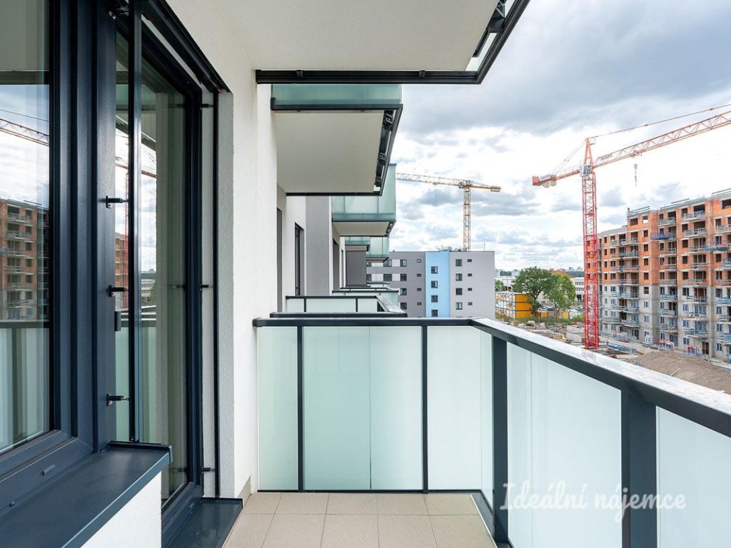 Pronájem bytu 1+kk 32 m2