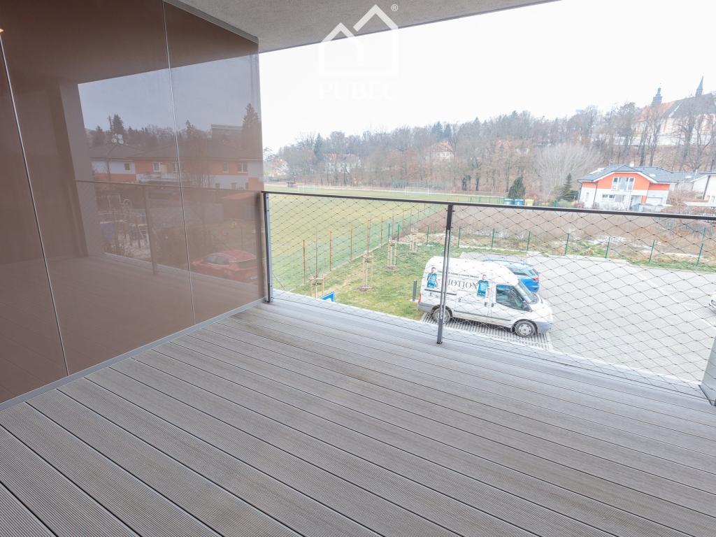 Pronájem bytu 1+kk 38 m2