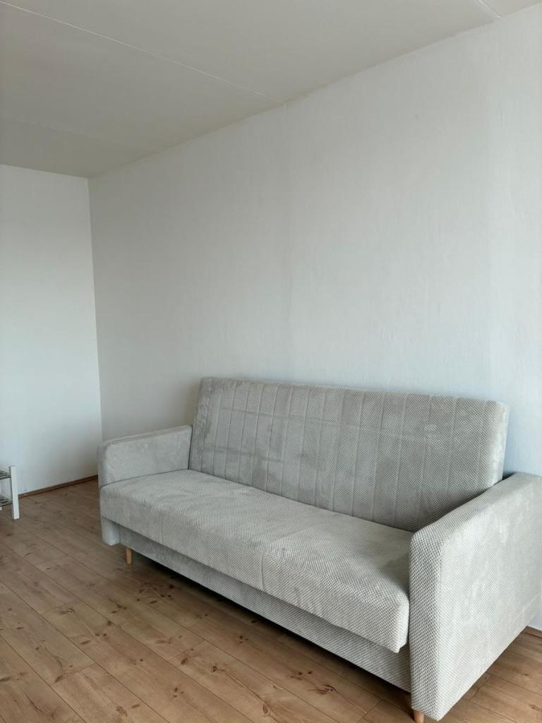 Pronájem bytu 1+1 35 m² – pohled 3