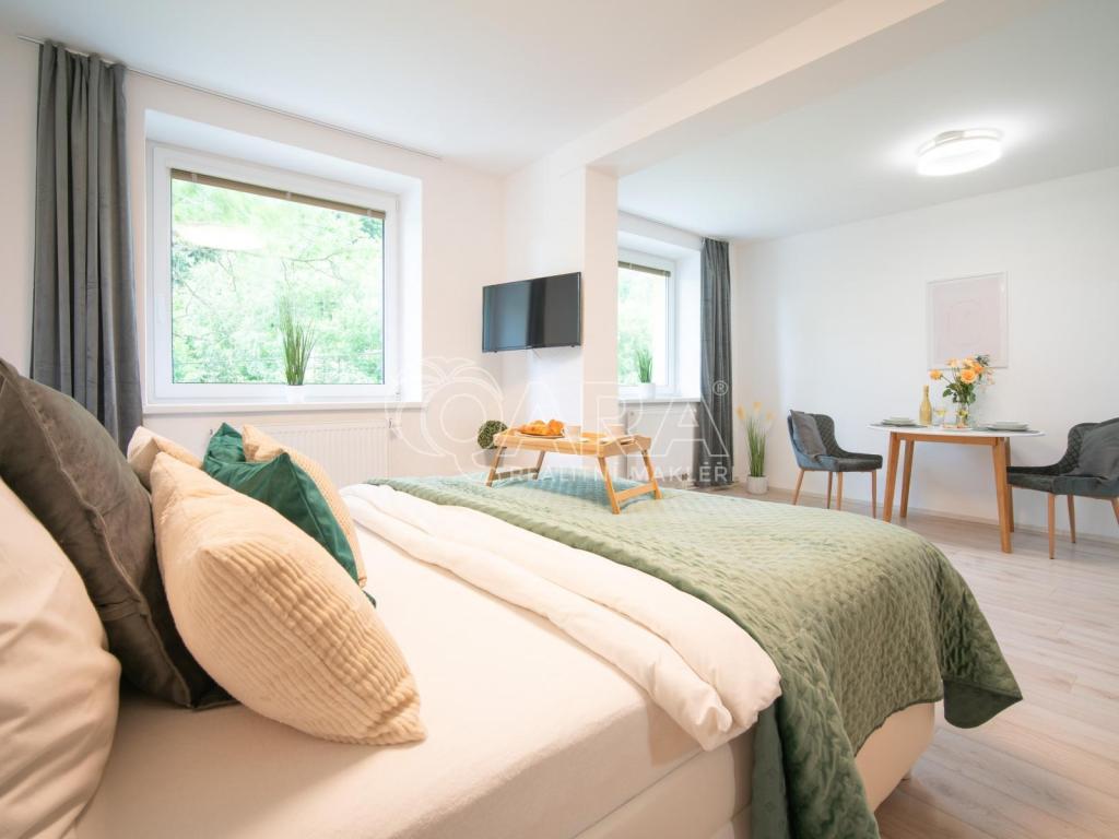 Pronájem bytu 2+kk 36 m2