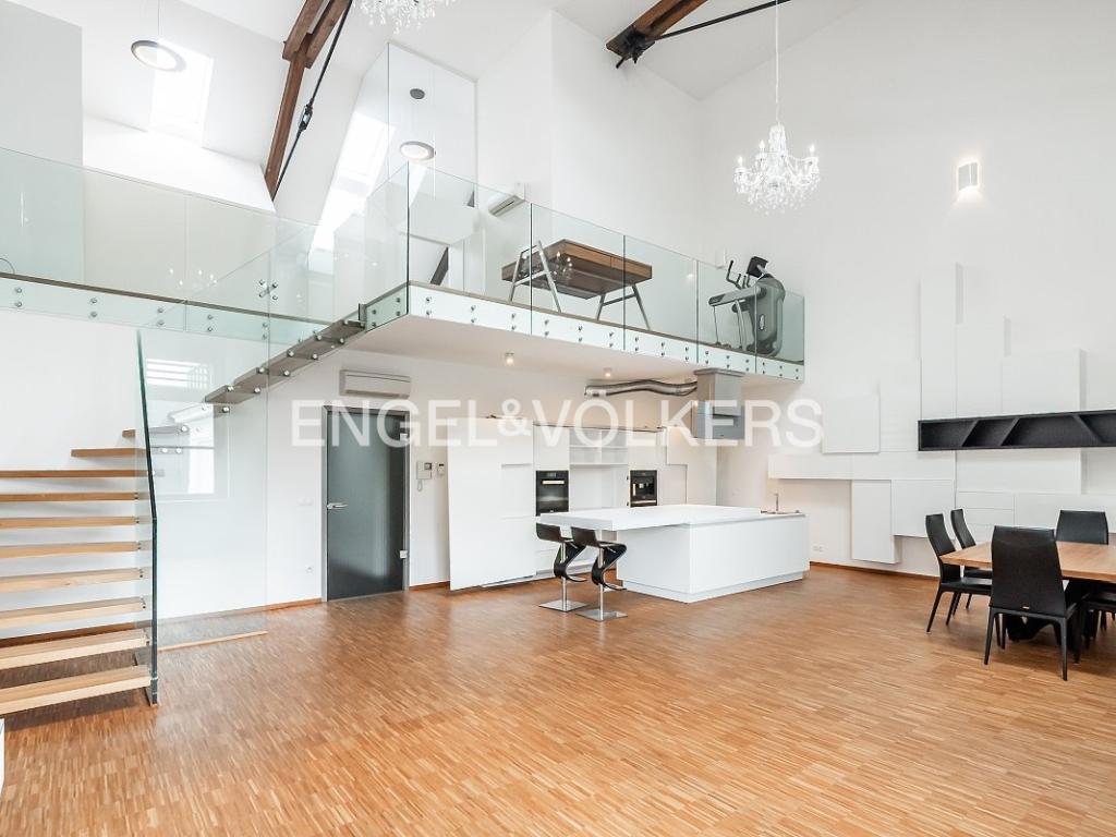 Pronájem bytu 3+kk 170 m2
