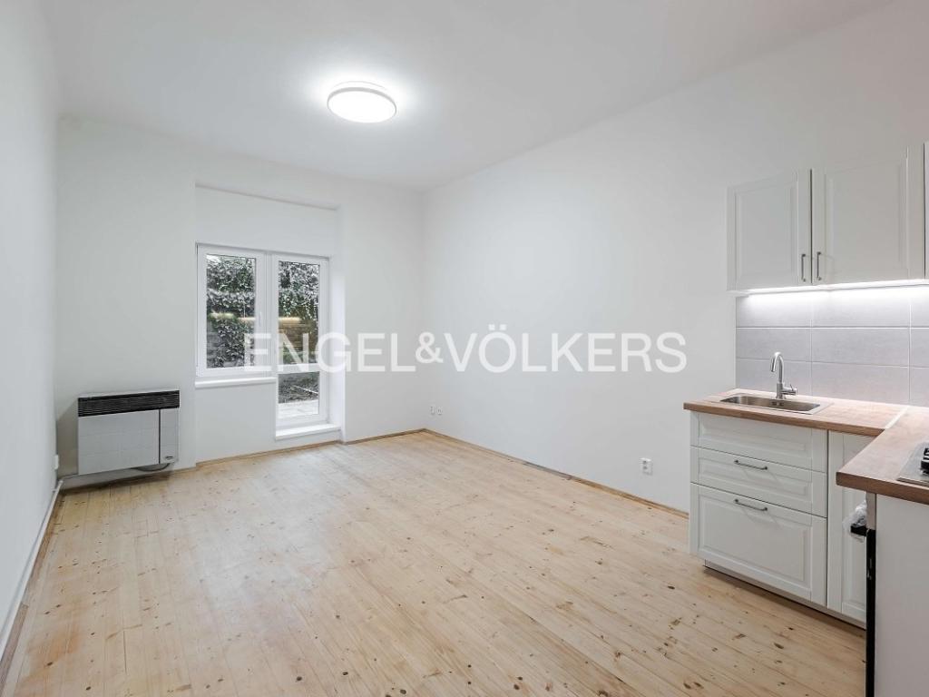 Pronájem bytu 1+kk 24 m2