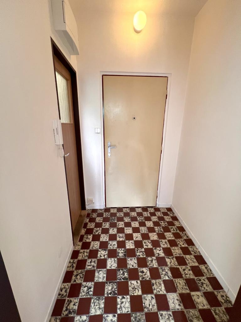 Pronájem bytu 1+kk 20 m2