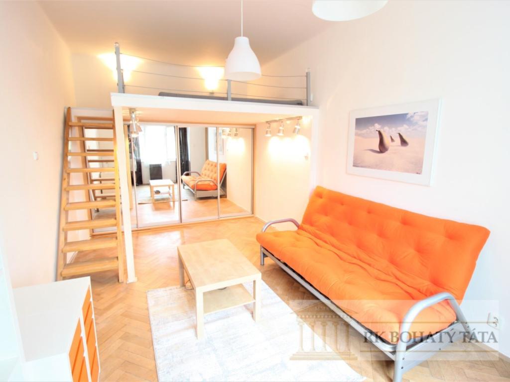 Pronájem bytu 2+kk 50 m2