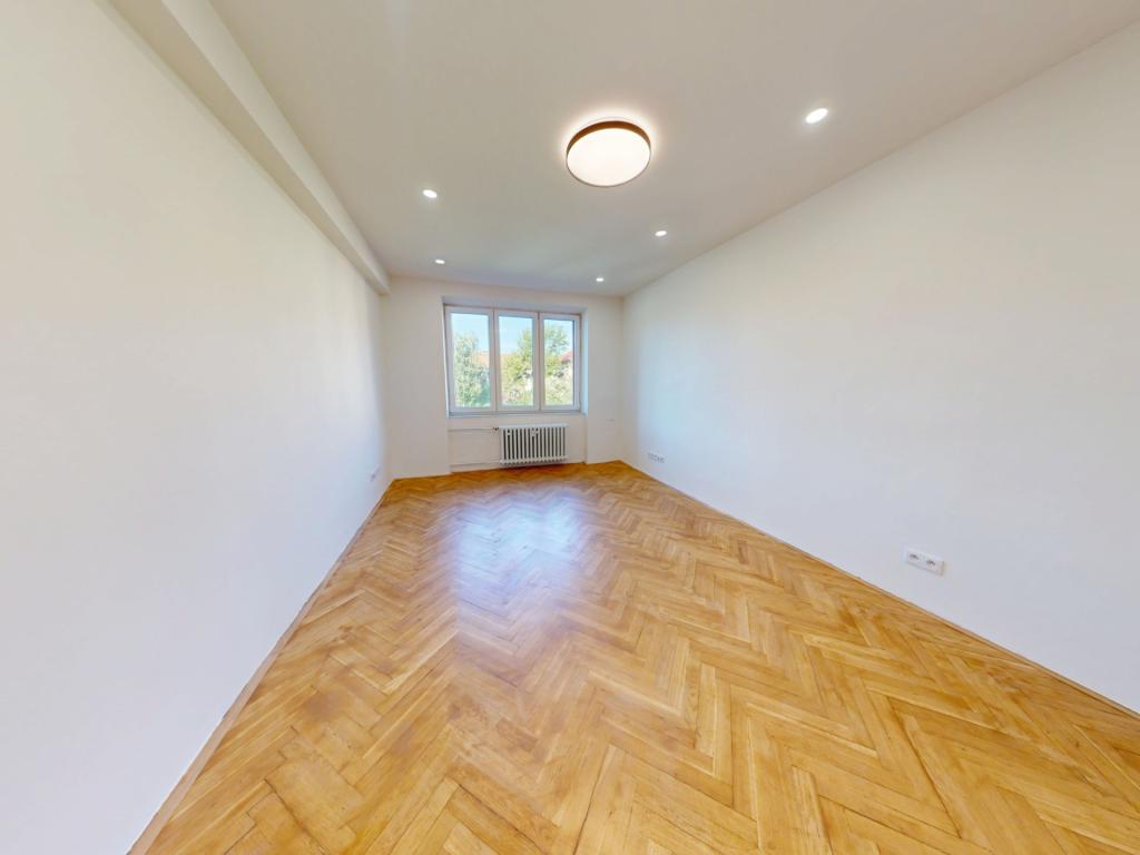 Pronájem bytu 3+1 74 m² – pohled 6