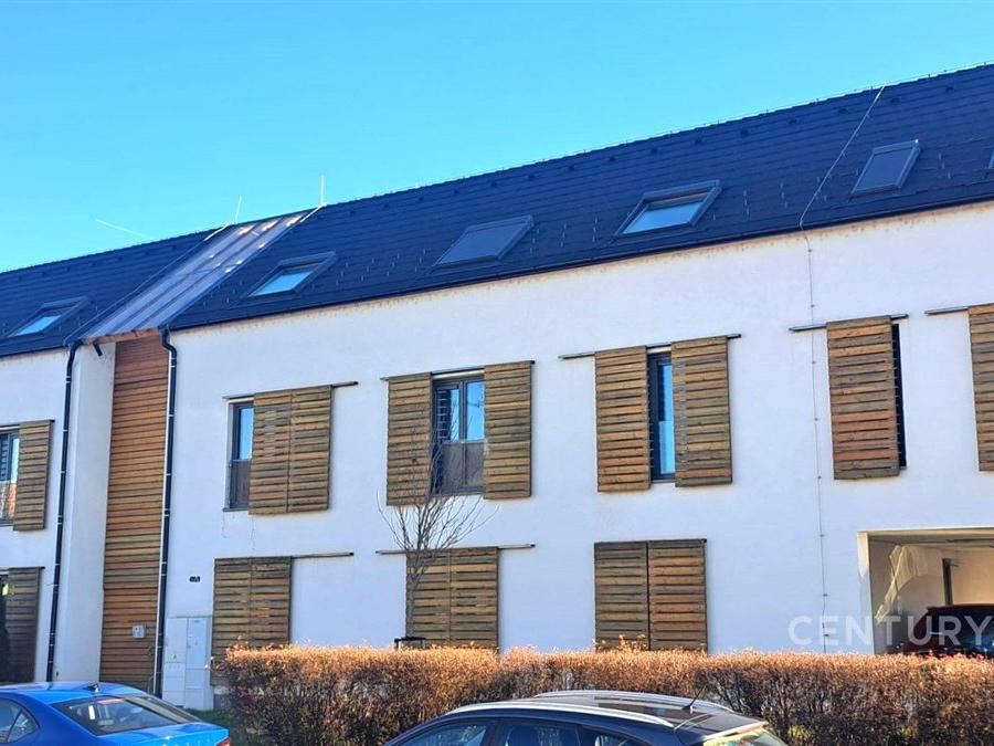 Pronájem bytu 2+kk 33 m2