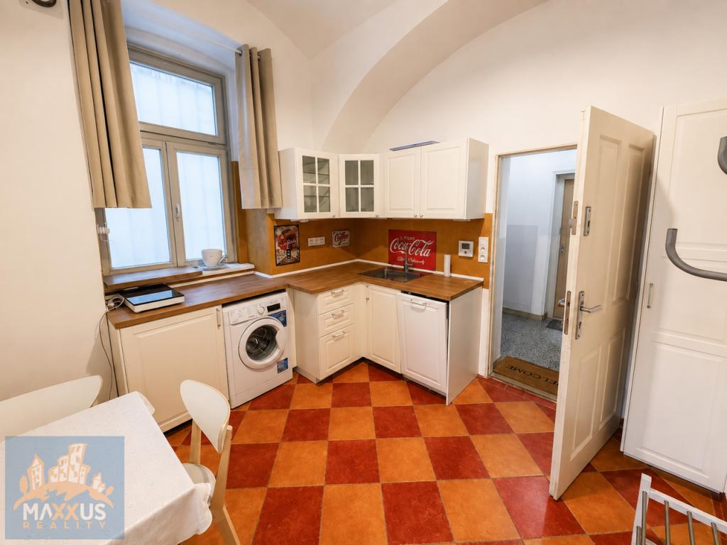 Pronájem bytu 1+1 49 m2, Praha – náhled fotky 6