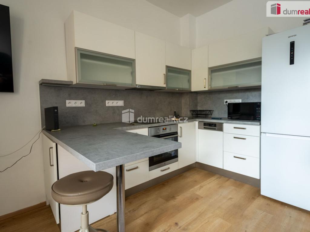 Pronájem bytu 2+kk 37 m2