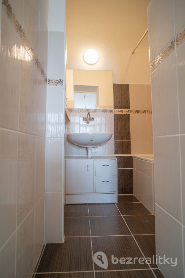 Pronajem bytu 2+1 80 m2
