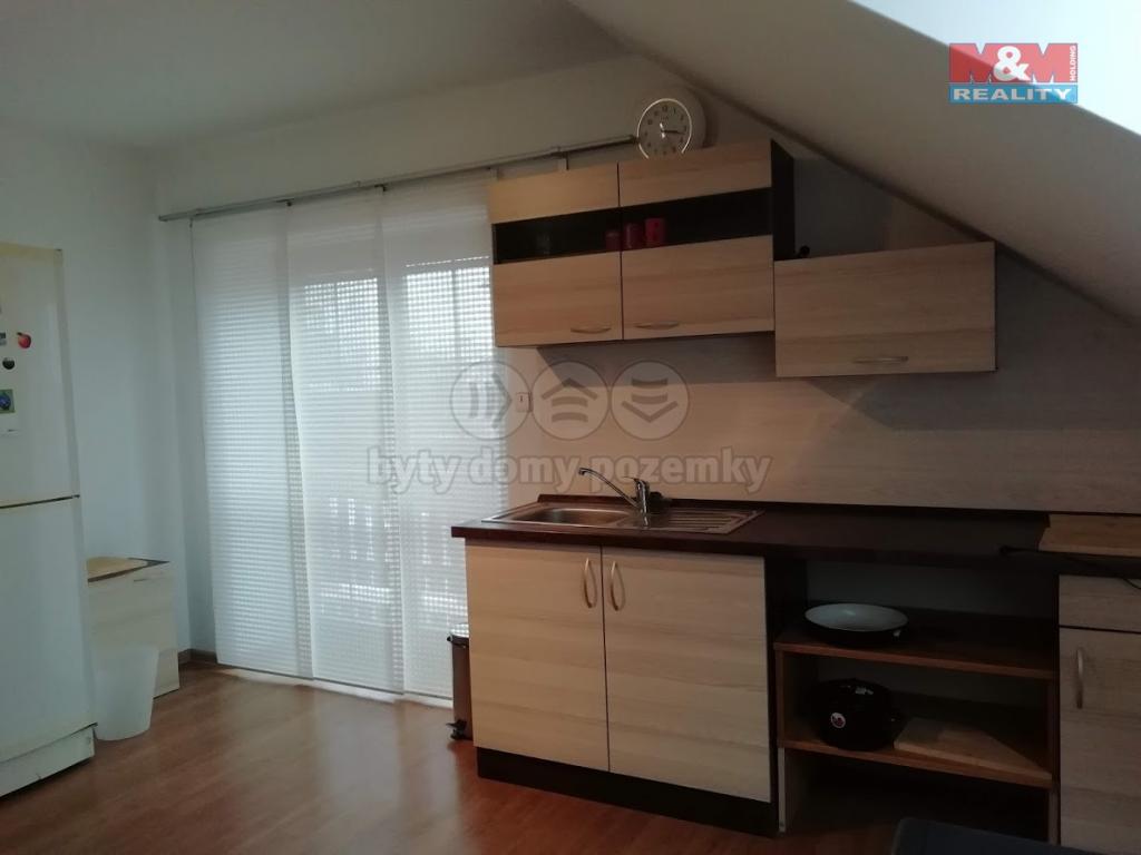 Pronajem bytu 3+1 84 m2