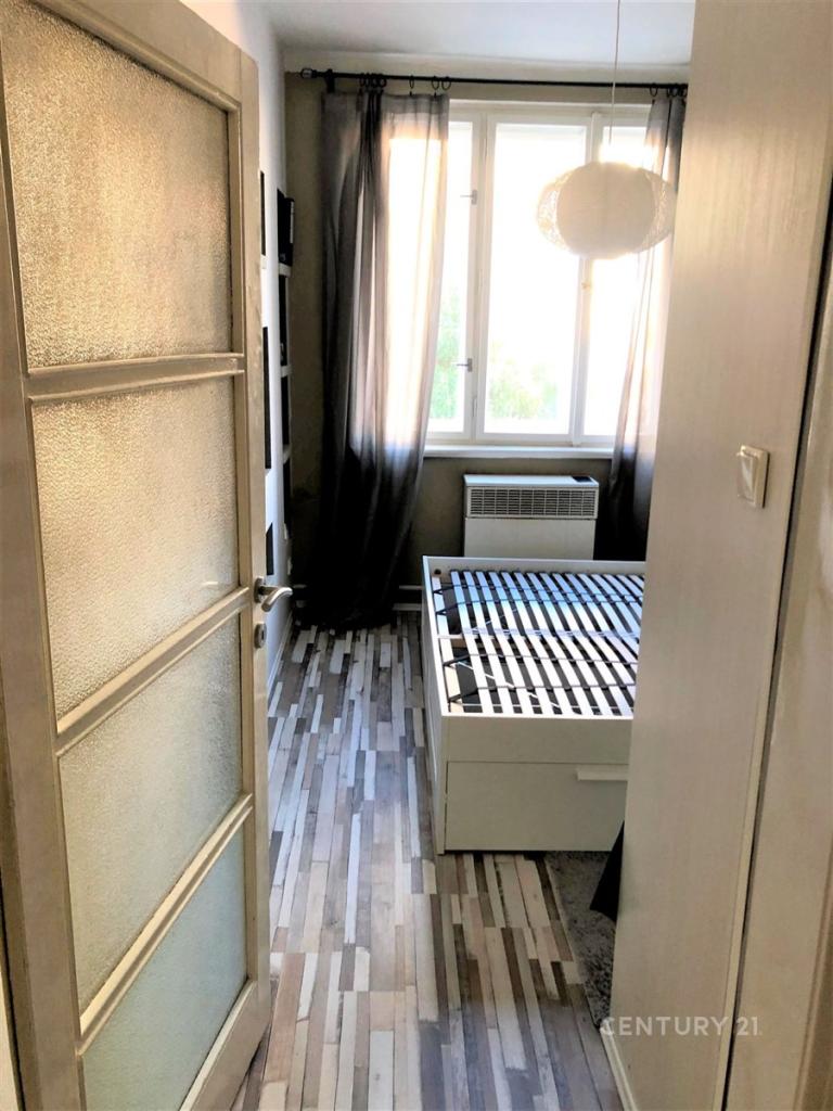 Pronájem bytu 1+kk 40 m2