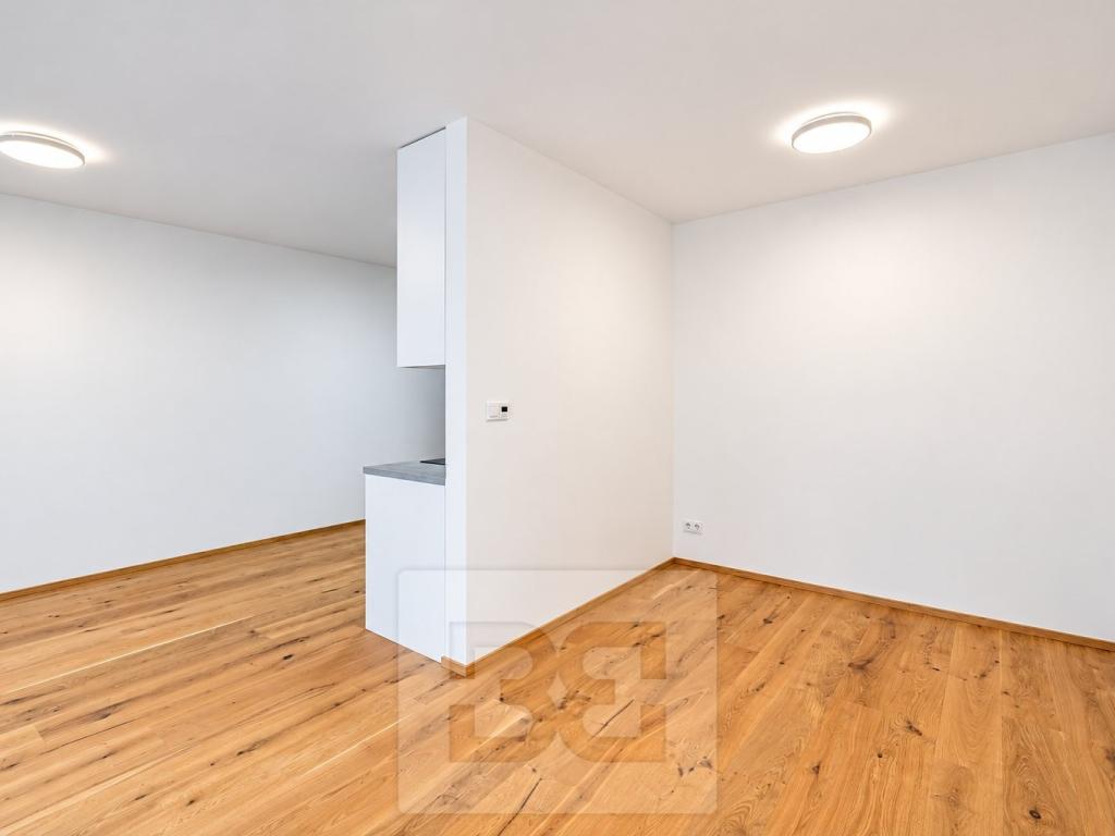Prodej bytu 1+kk 38 m2, Praha – náhled fotky 5