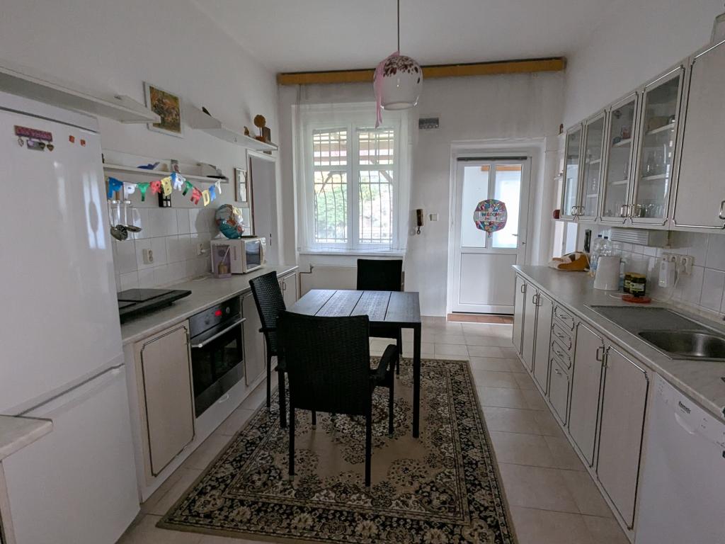 Pronájem bytu 3+kk 110 m2
