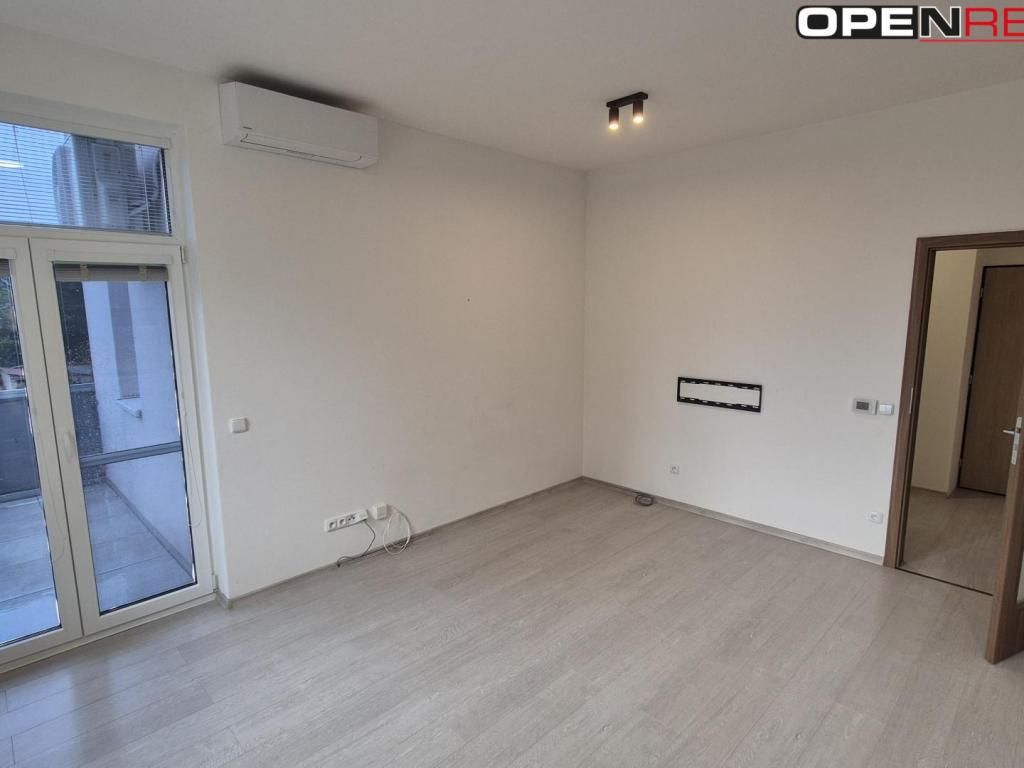 Pronájem bytu 2+kk 53 m2