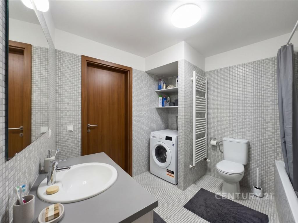 2+kk Apartment in Praha - View 5