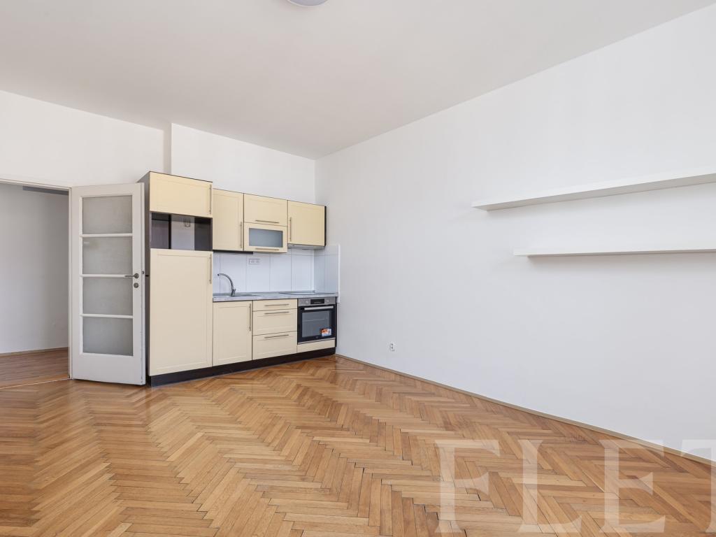 Pronájem bytu 2+kk 50 m2, Praha – náhled fotky 2