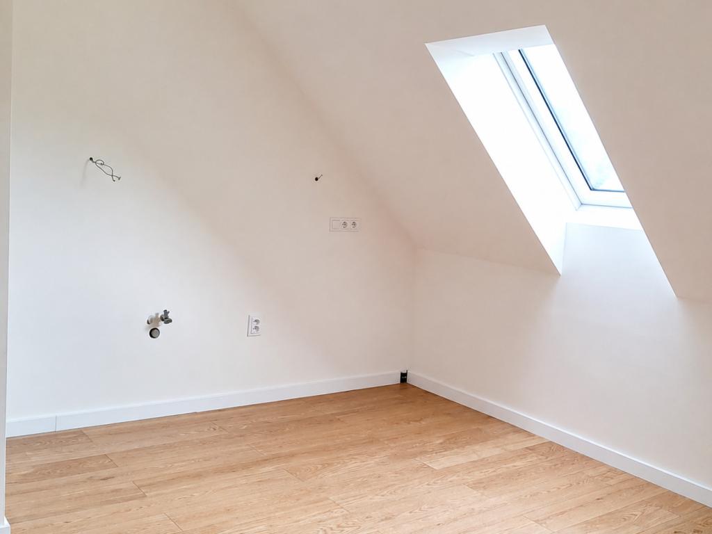 Prodej bytu 4+kk 84 m2, Jirny – náhled fotky 4