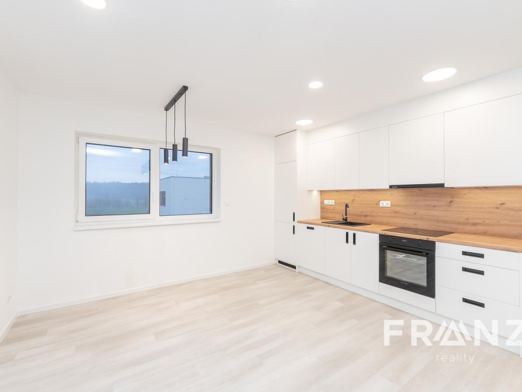 Pronájem bytu 2+kk 42 m2