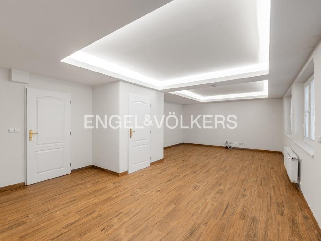 Pronájem domu 302 m2, Praha – náhled fotky 10