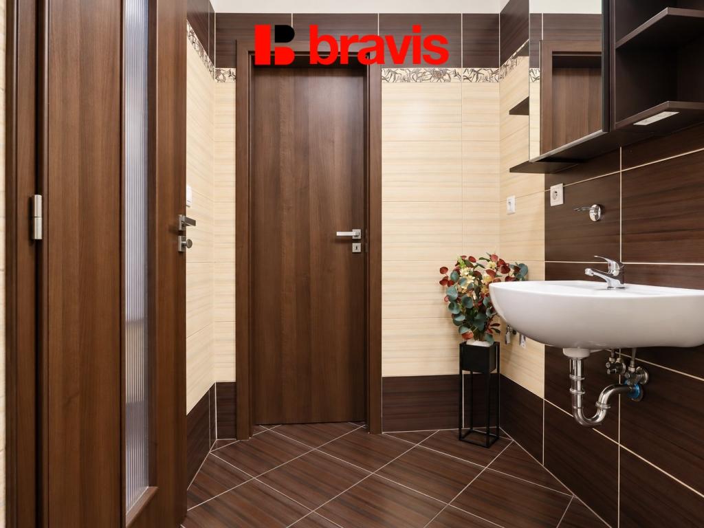 Pronájem bytu 1+kk 31 m2, Brno – náhled fotky 4