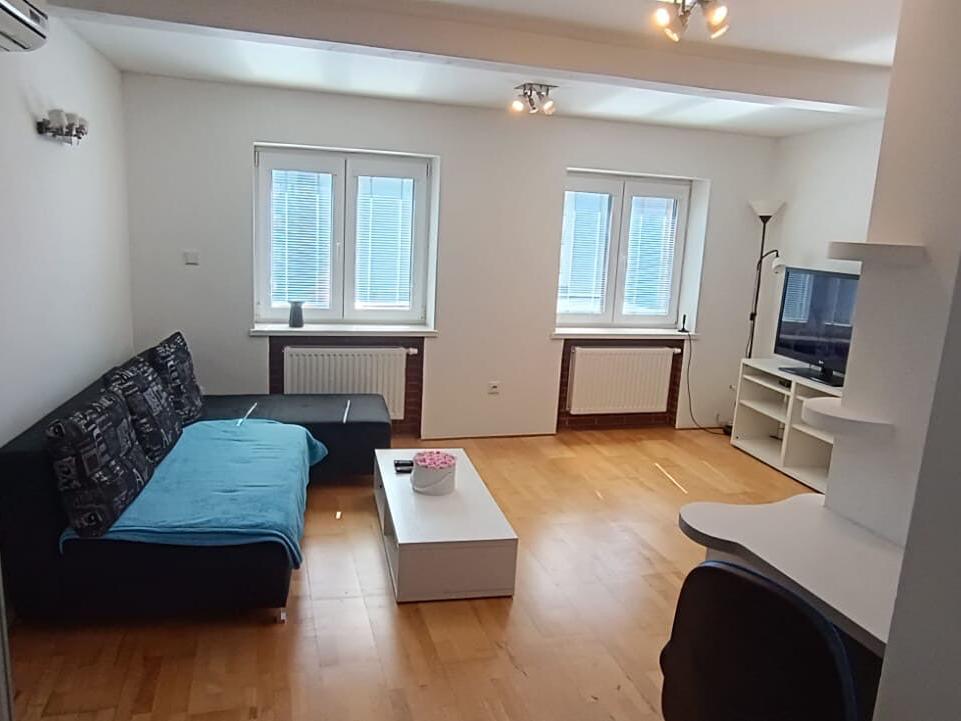Pronájem bytu 2+kk 35 m2