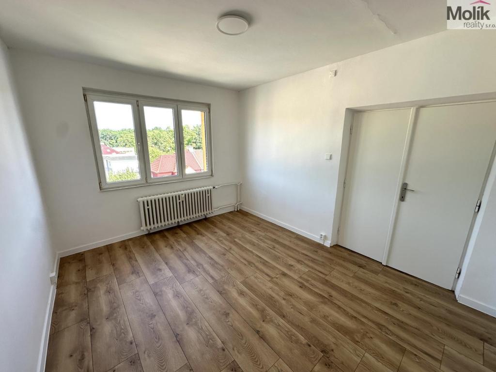 Pronájem bytu 2+1 52 m2, Duchcov – náhled fotky 7