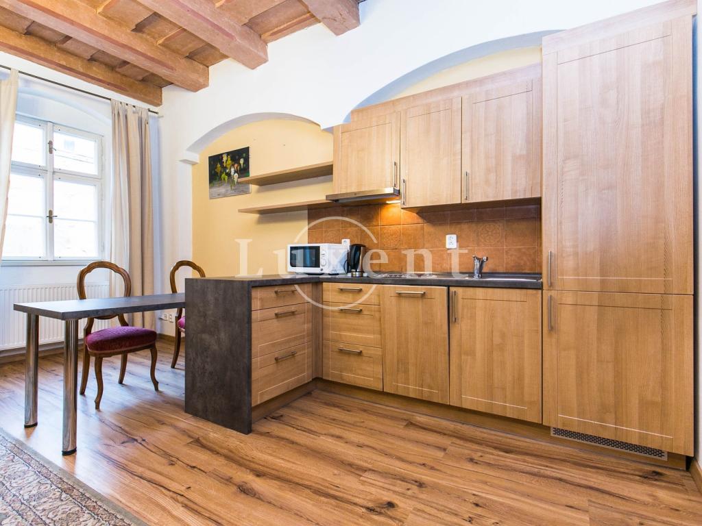 Pronájem bytu 2+kk 50 m2