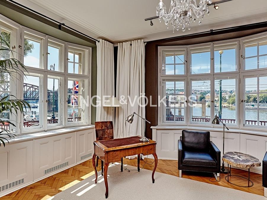 Pronájem bytu 4+kk 187 m2