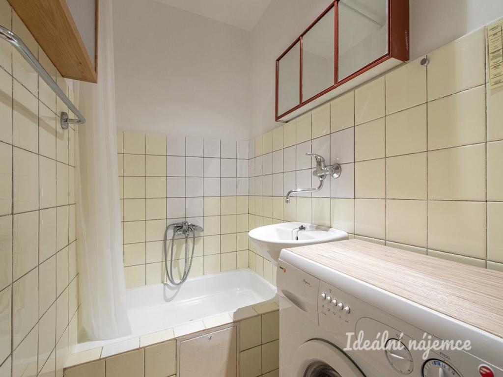 Pronájem bytu 1+1 32 m2