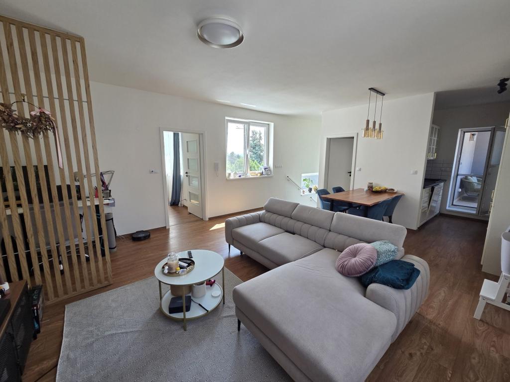Pronájem bytu 2+kk 65 m2