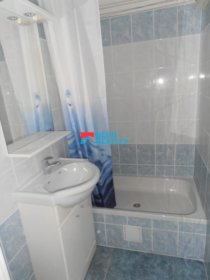 Pronájem bytu 1+kk 32 m2