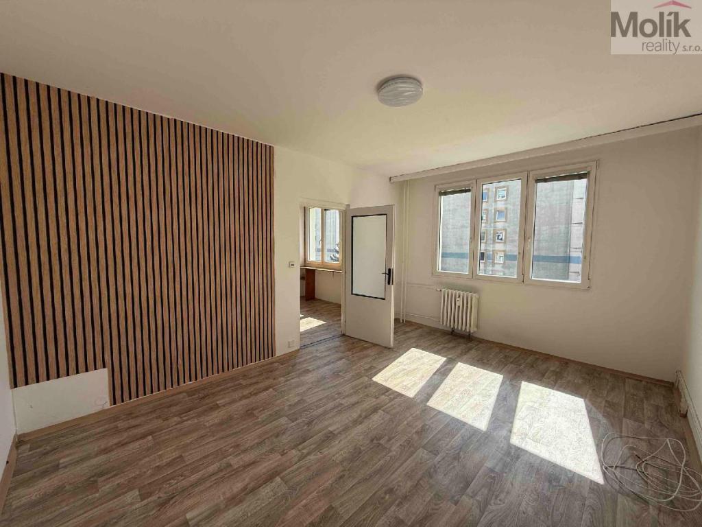 Pronájem bytu 1+1 35 m2