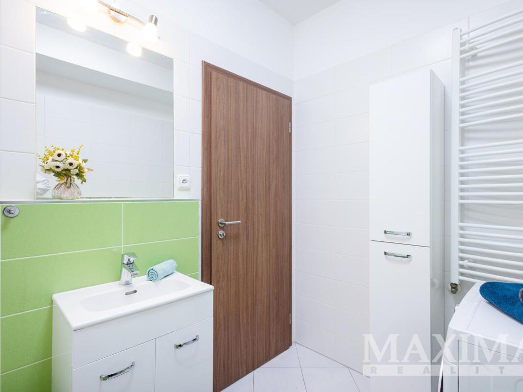 Prodej bytu 1+kk 39 m2, Praha – náhled fotky 14