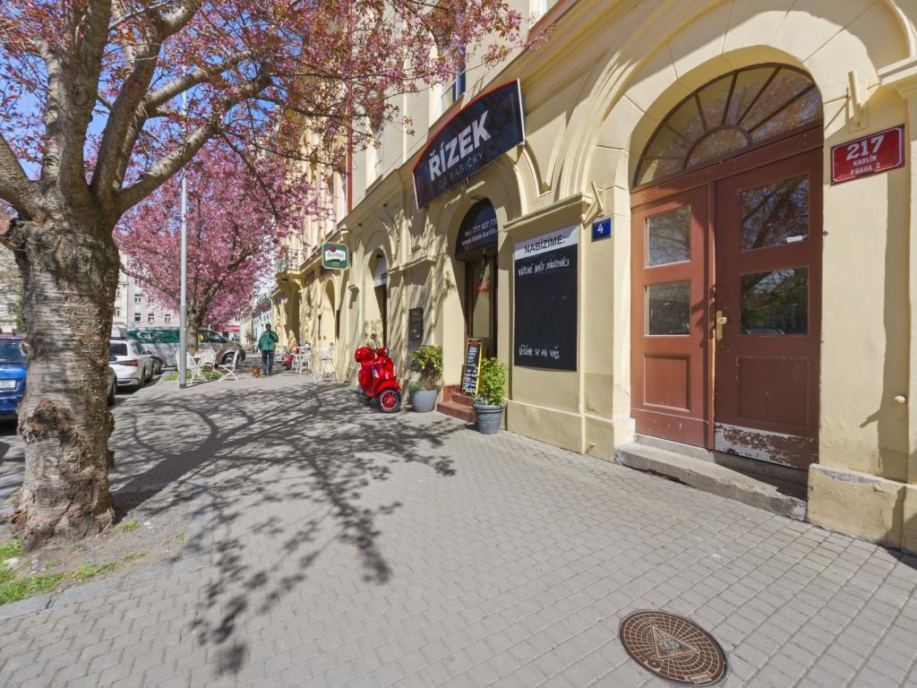 Prodej bytu 4+kk 111 m2, Praha – náhled fotky 25