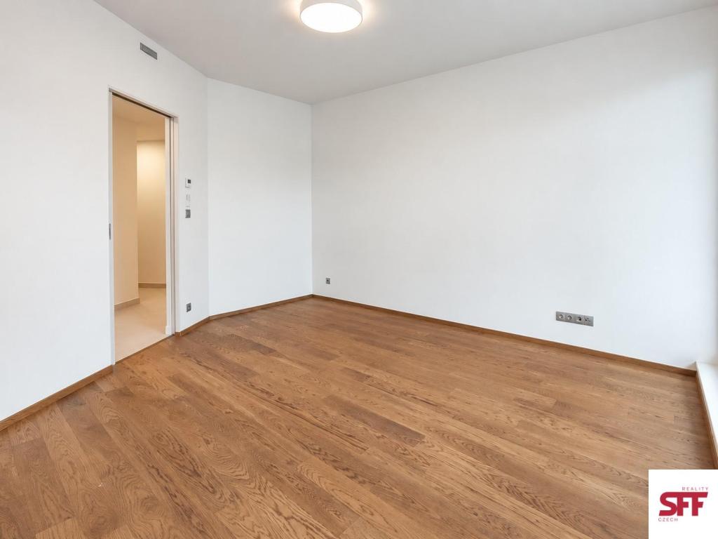 Pronájem bytu 3+kk 87 m2, Praha – náhled fotky 14