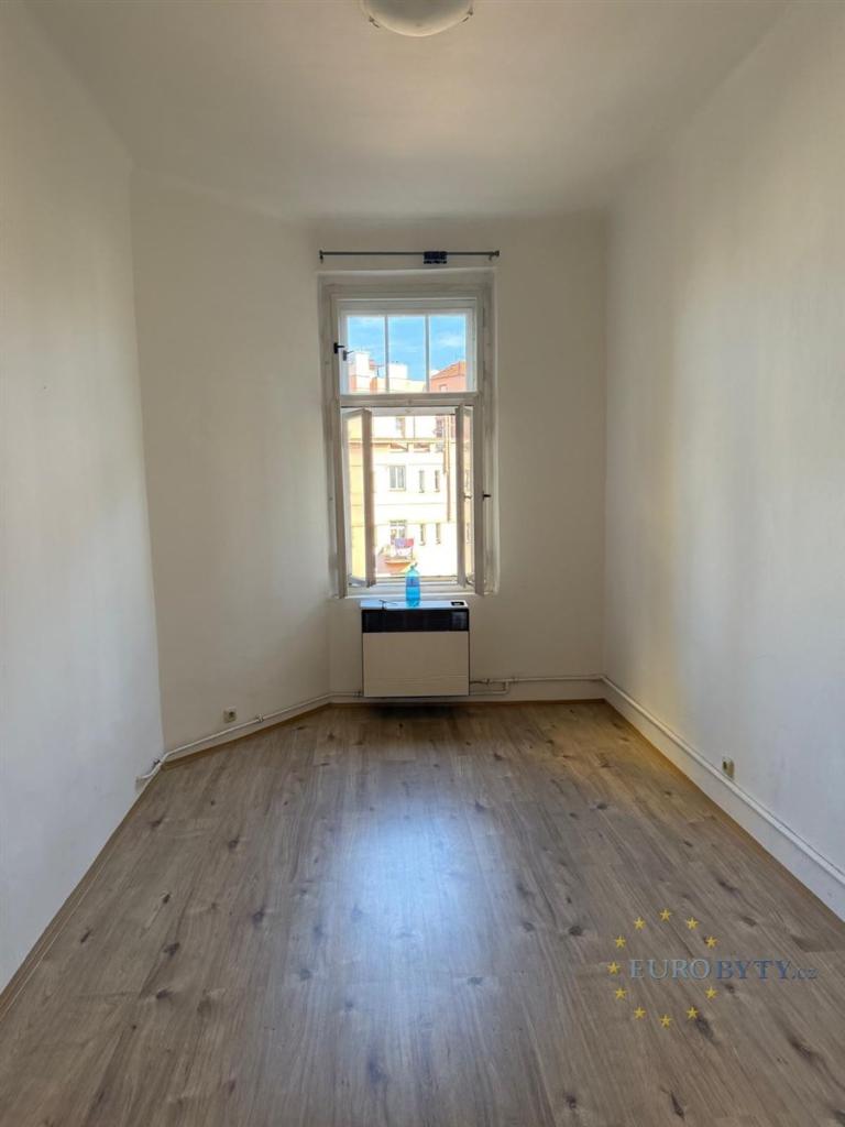Pronájem bytu 2+kk 37 m2, Praha – náhled fotky 4