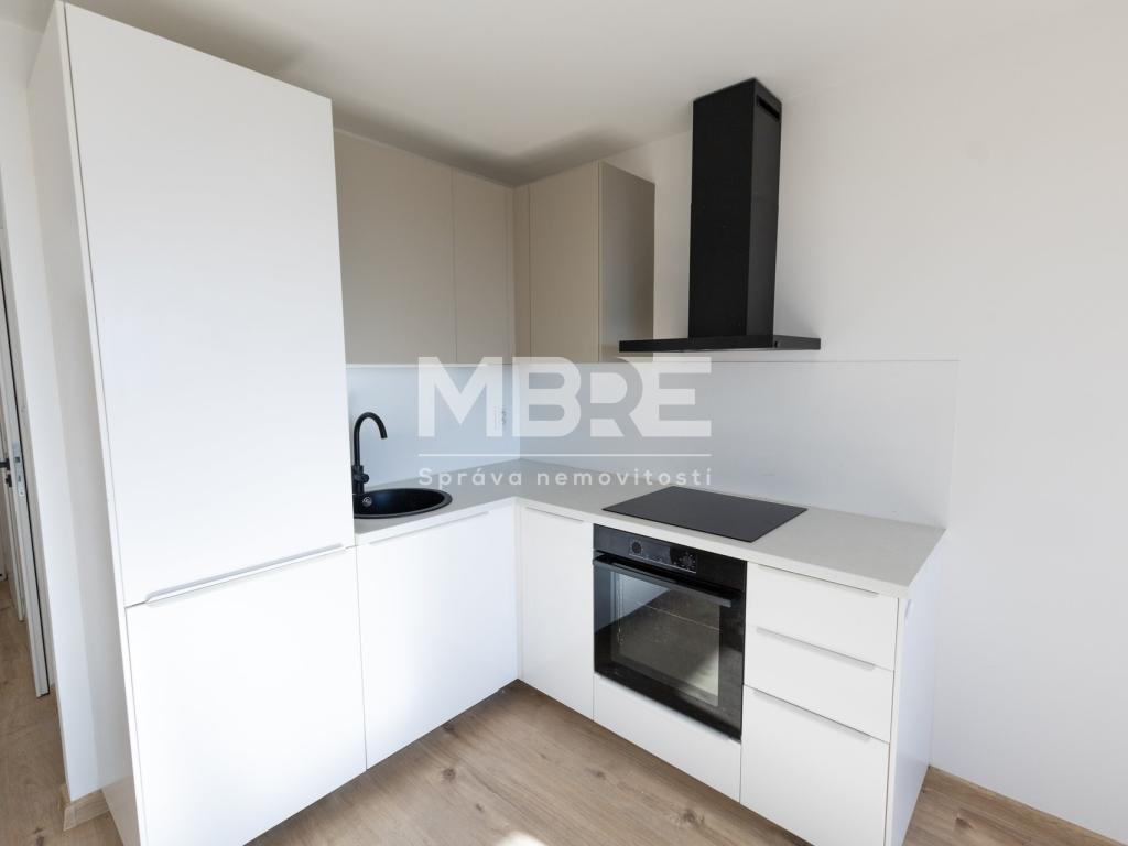 Pronájem bytu 1+kk 30 m2