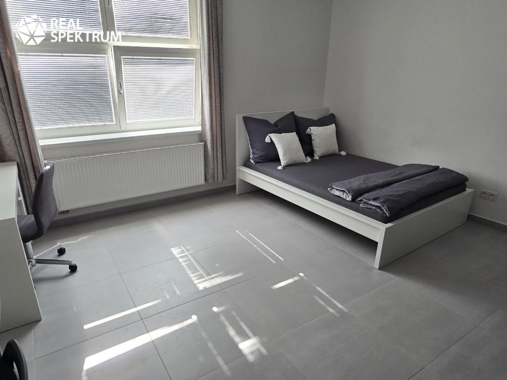 Pronájem bytu 1+kk 32 m2