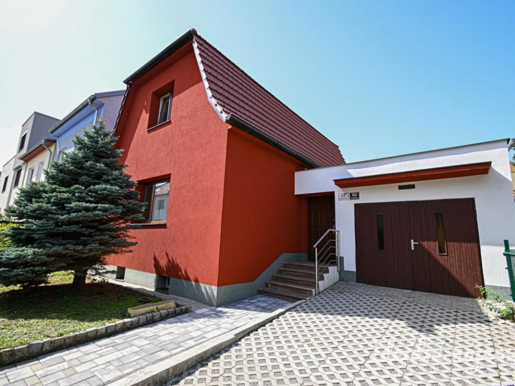 Pronájem bytu 3+1 180 m2