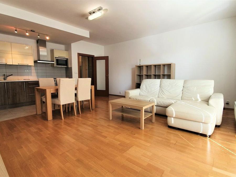 Pronájem bytu 2+kk 56 m2