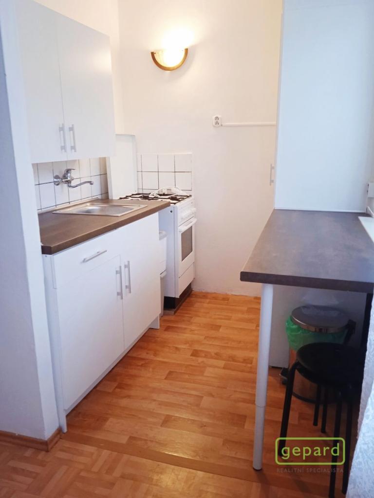 Pronájem bytu 1+1 28 m2