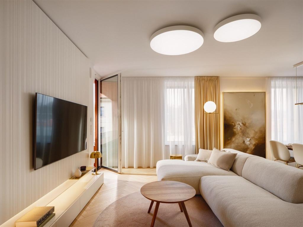 Pronájem bytu 2+kk 77 m2