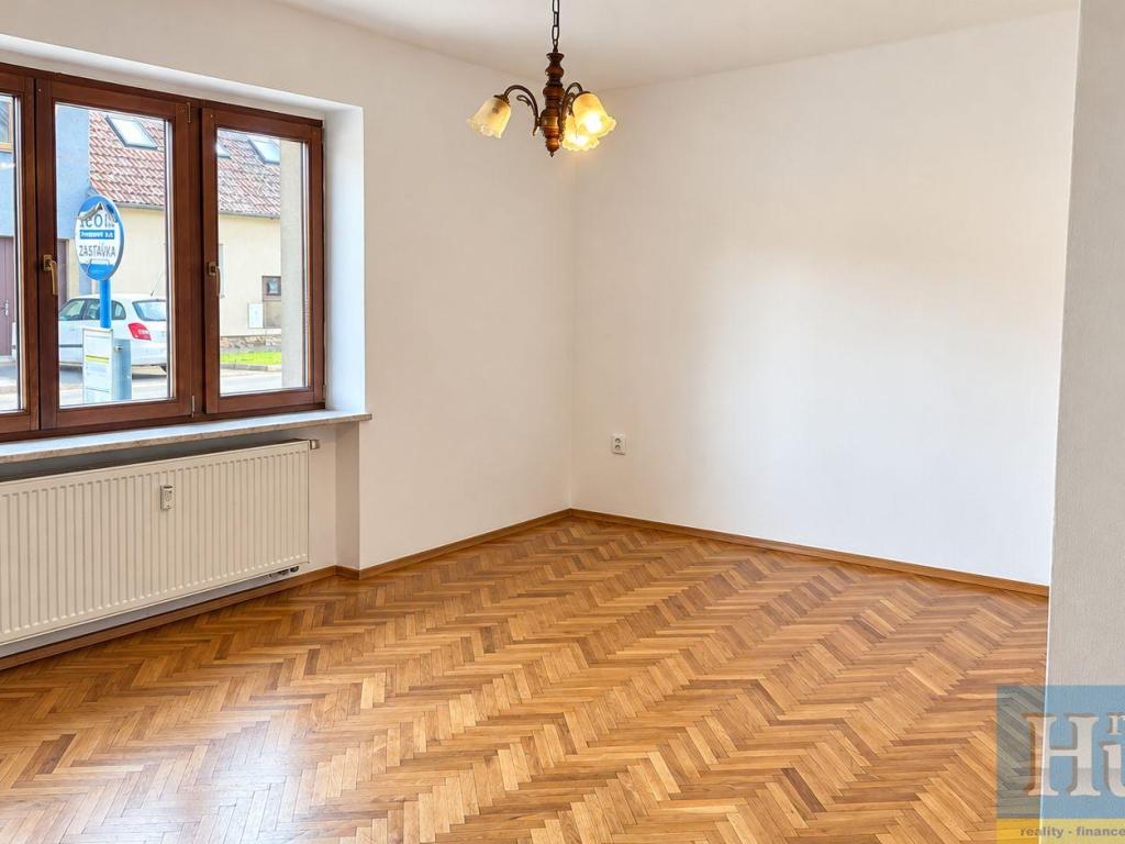 Pronájem bytu 1+1 52 m2