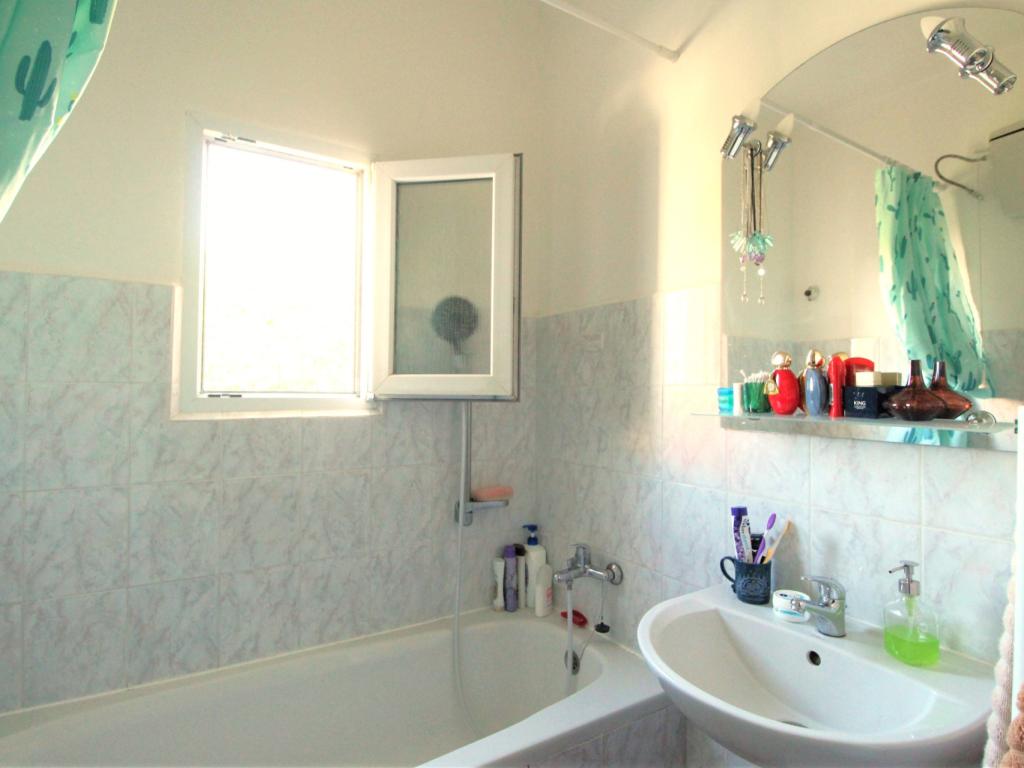 Pronájem bytu 2+kk 52 m2
