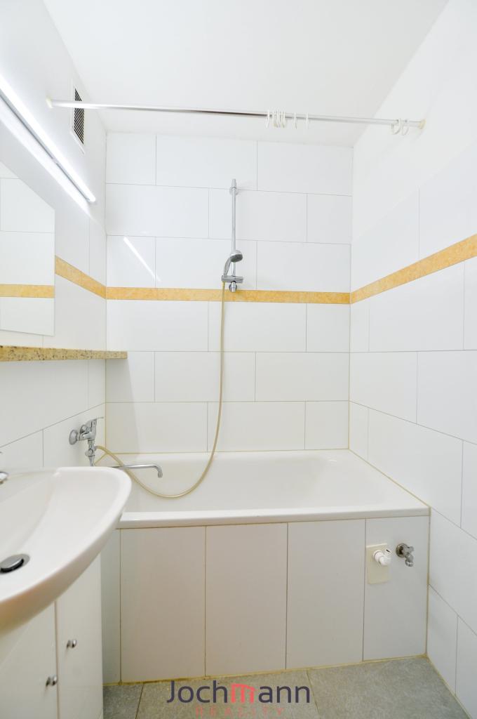 Prodej bytu 2+1 47 m2, Zliv – náhled fotky 11