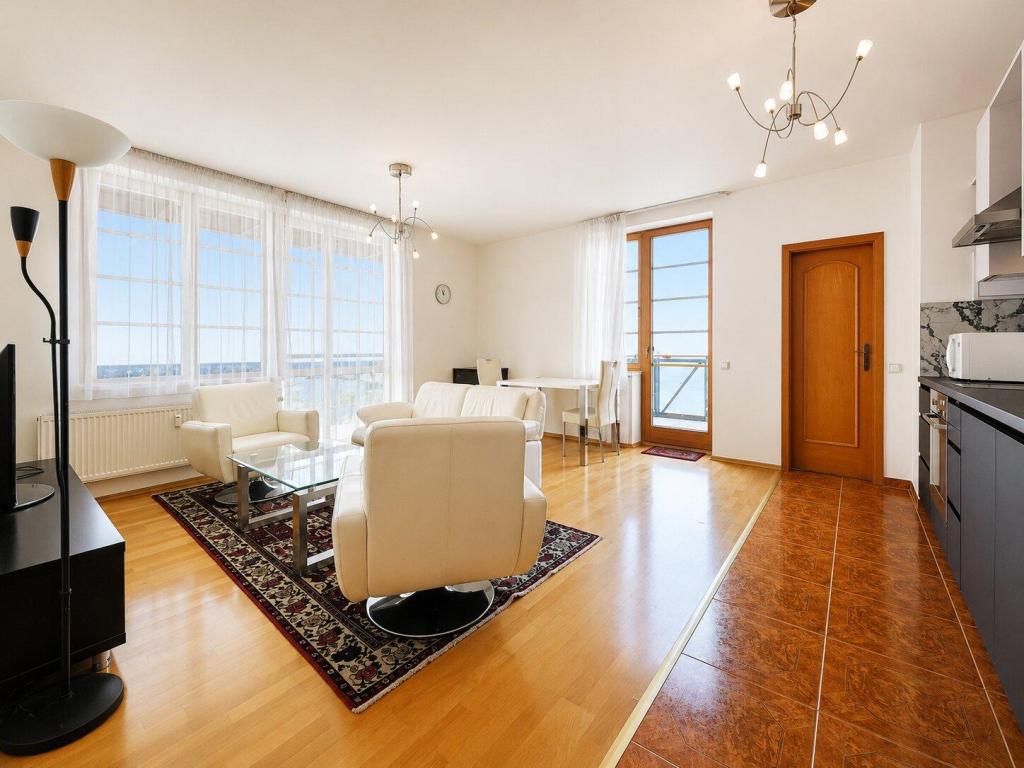 Pronájem bytu 2+kk 76 m2