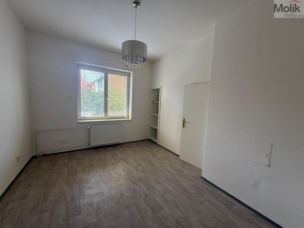 Pronájem bytu 3+1 80 m2
