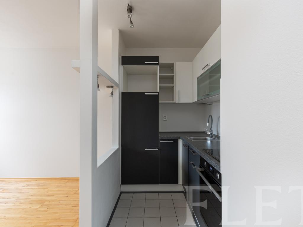 Pronájem bytu 1+kk 36 m2