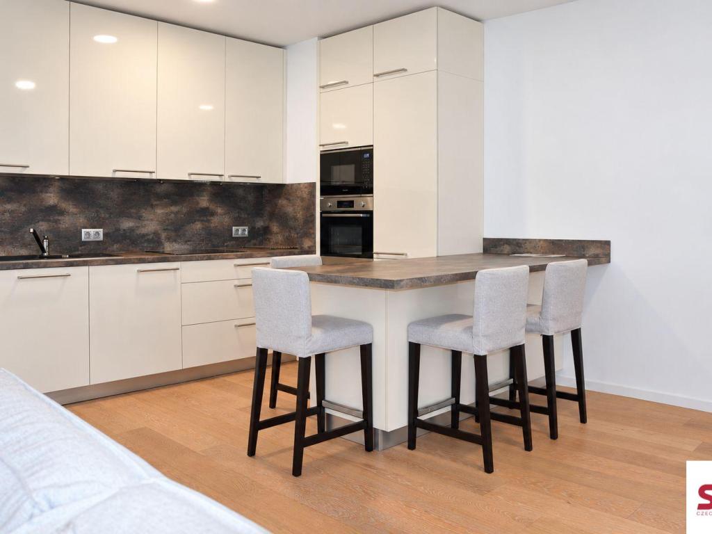 Pronájem bytu 2+kk 50 m2