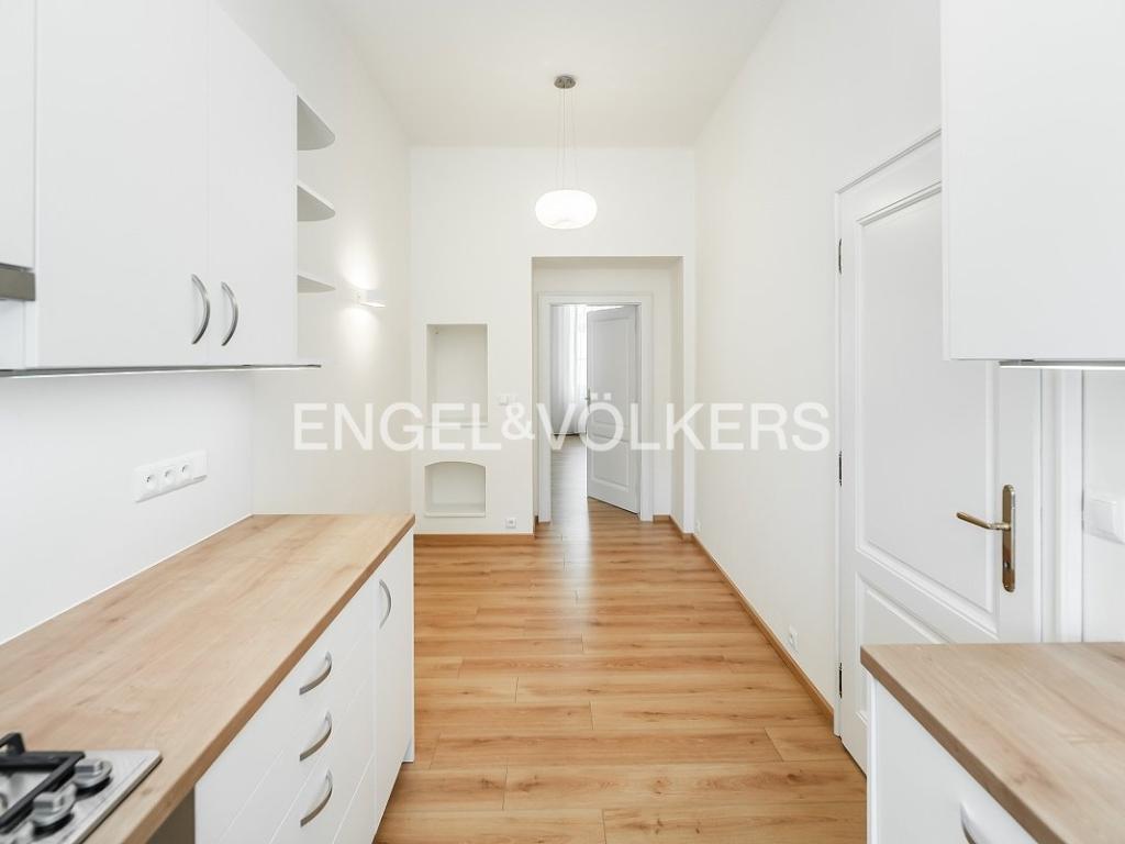 Pronájem bytu 2+1 88 m2